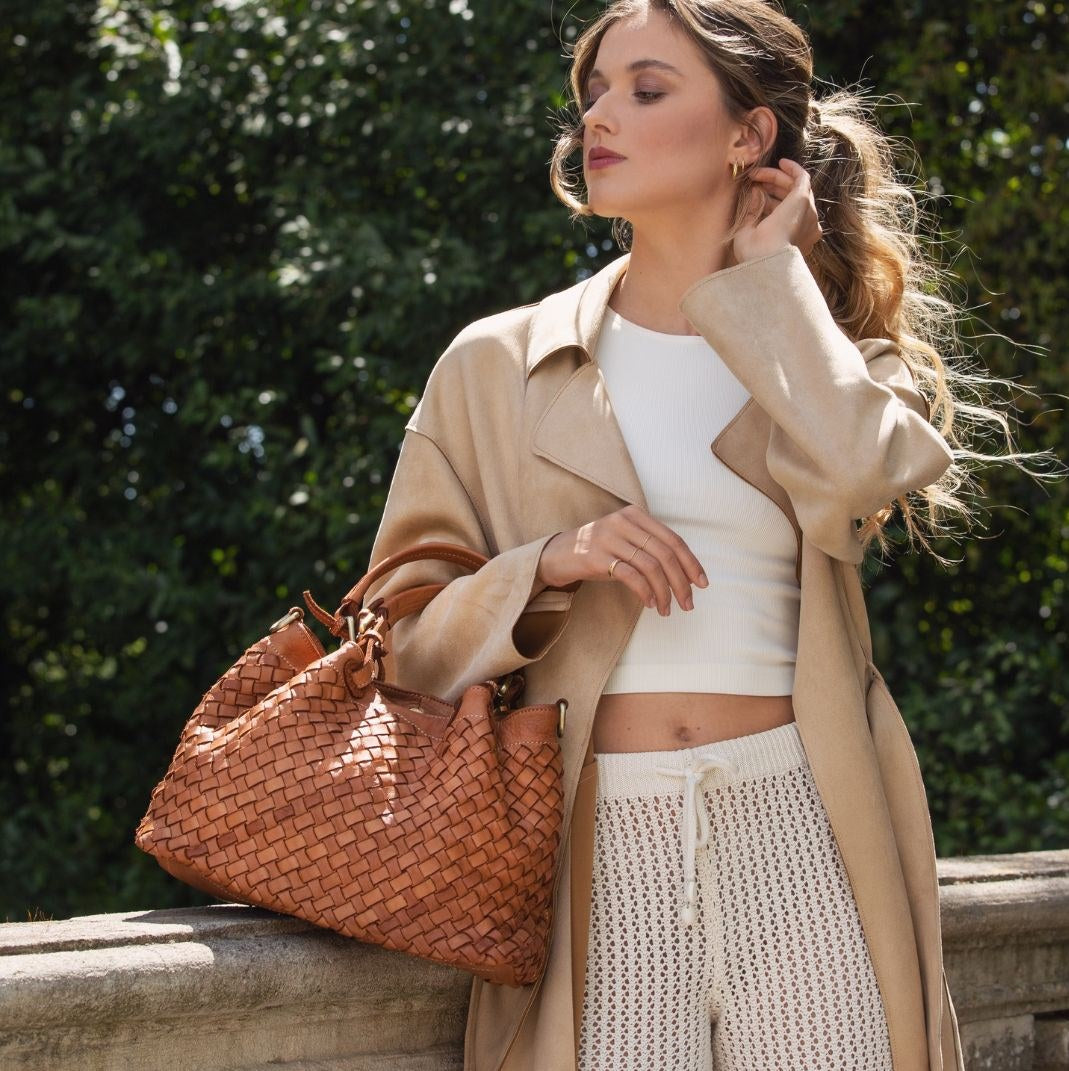CESTINO● XL leather handbag made of soft braided leather