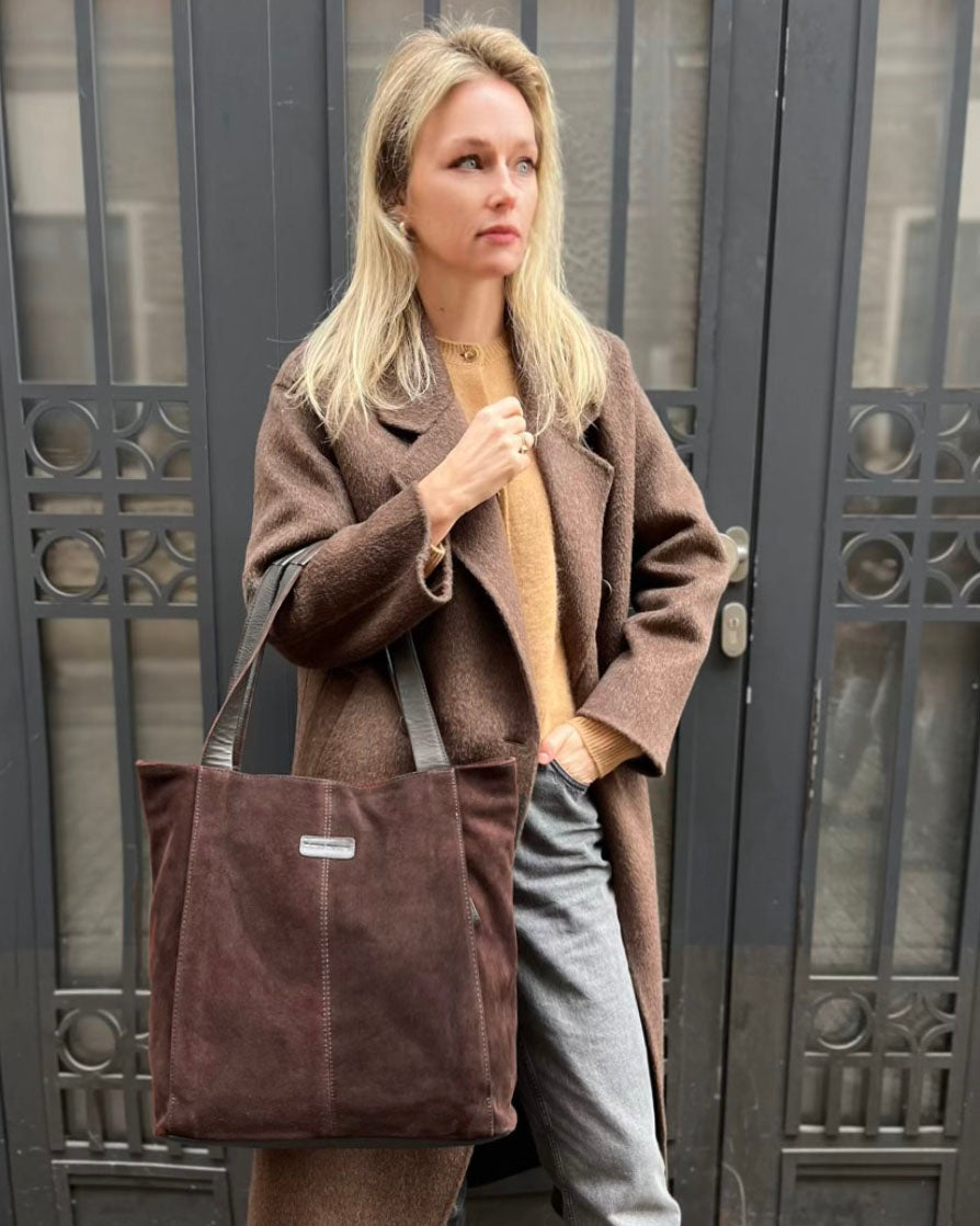 SOHO SANTI WILD. Hobo Shopper Tasche für Damen aus italienisches Wildleder