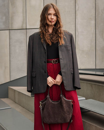 BIELLA WILD™ Suede Damen Schultertasche & Handtasche mit Riemen aus italienischem Wildleder