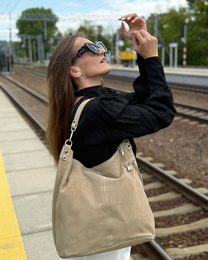 BORANO WILD™ Suede Beuteltasche Hobo für Damen aus italienischem Wildleder
