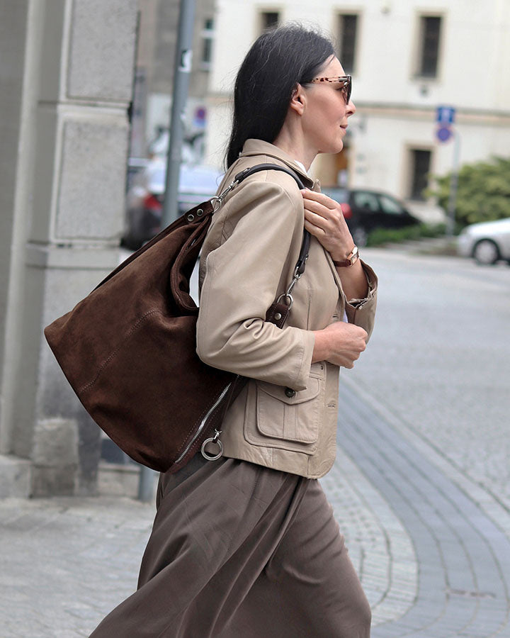 BORANO WILD™ Suede Beuteltasche Hobo für Damen aus italienischem Wildleder