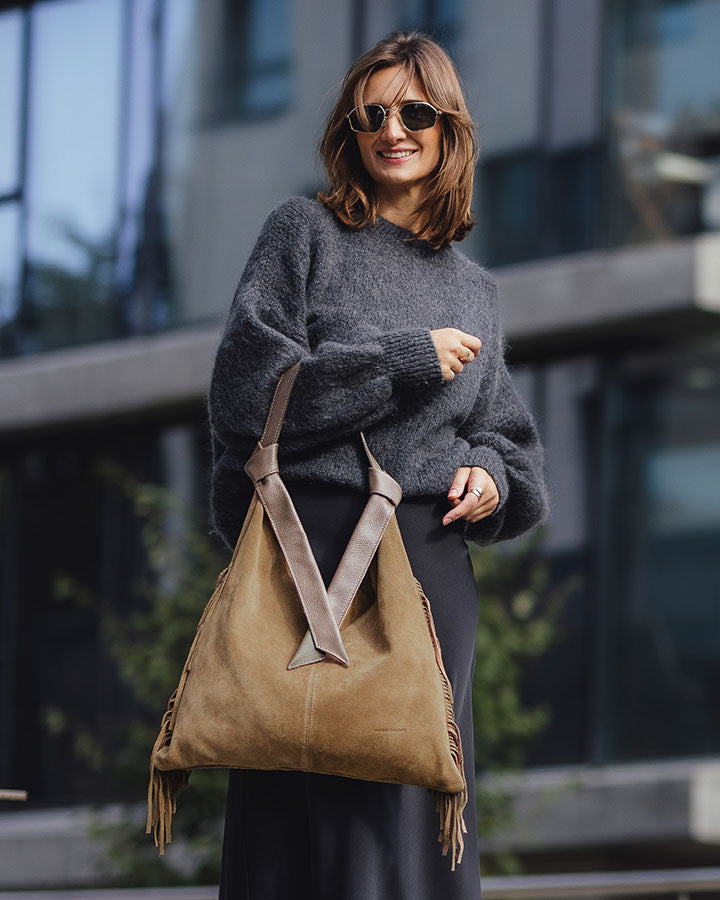 BINOTTO WILD™ Damen Hobo Beuteltasche und Umhängetasche aus italienischem Wildleder