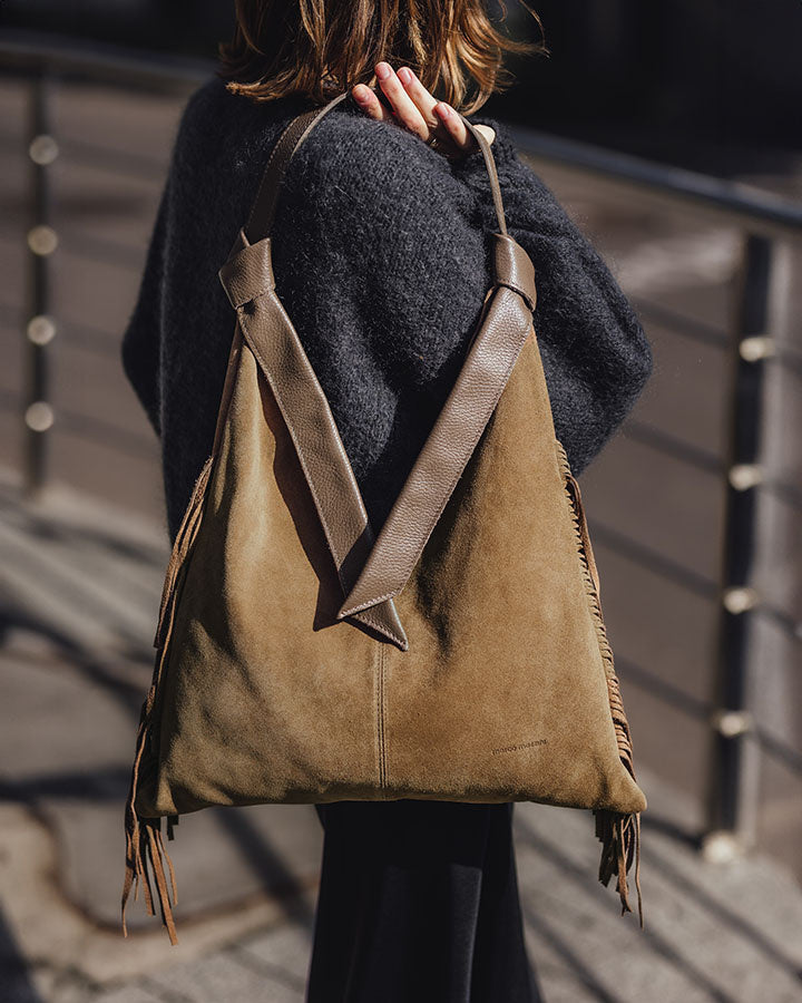 BINOTTO WILD™ Damen Hobo Beuteltasche und Umhängetasche aus italienischem Wildleder