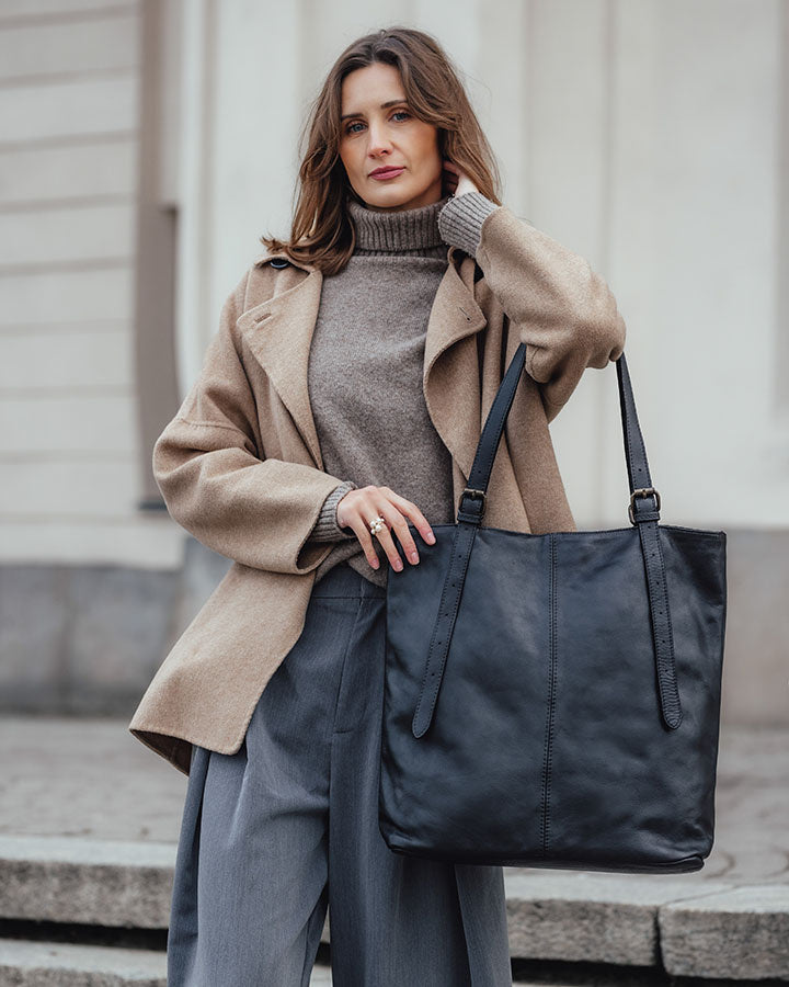 Black Women's Leather Tote Bag with Adjustable Handles_1 Sacktaschen.com