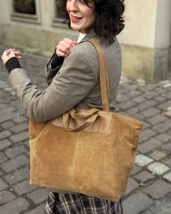 168z-arrana-wild-damen-ledertasche-tote-tasche-aus-italienischem-wildleder_6 Sacktaschen.com