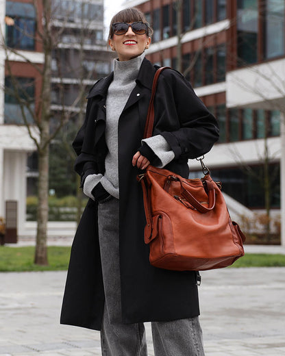 JEANNE. Großer Damen Leder-Shopper mit Fächern