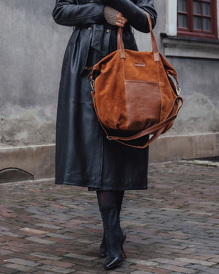 YOTTI WILD Große Wildleder Schultertasche Crossbody mit Reißverschluss