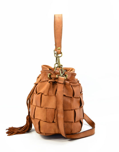 CANDIDA● Classic leather bucket bag for women made of soft braided Italian leather