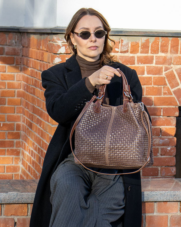 BUCKETBAG™ Damen Leder Beuteltasche mit Flechtprägung.