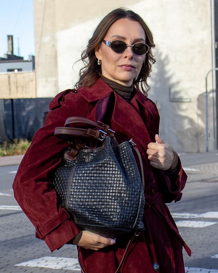 BUCKETBAG™ Damen Leder Beuteltasche mit Flechtprägung.