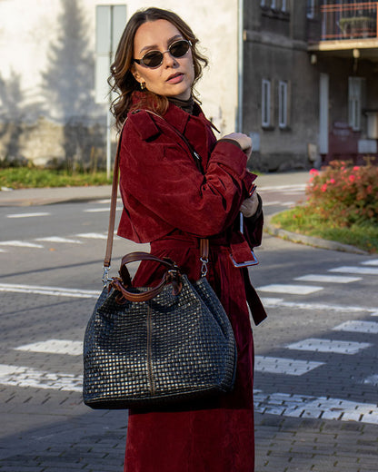 BUCKETBAG™ Damen Leder Beuteltasche mit Flechtprägung.