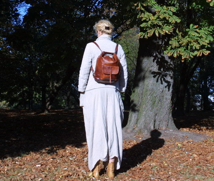 2-in-1 Damen-Rucksacktasche aus Leder in Schwarz Braun Grün