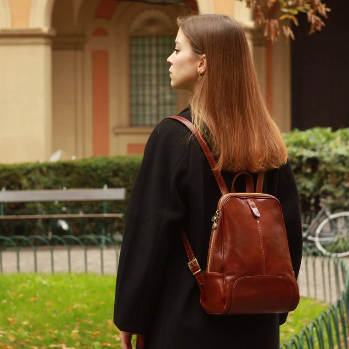 MODENA Petit sac à dos de ville en cuir pour femme en beau cuir italien