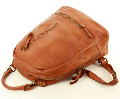 Eleganter Lederrucksack SICILLA für Business und Büro, passend für DIN A4 Dokumente, aus hochwertigem, weichem echtleder im Unisex-Design.