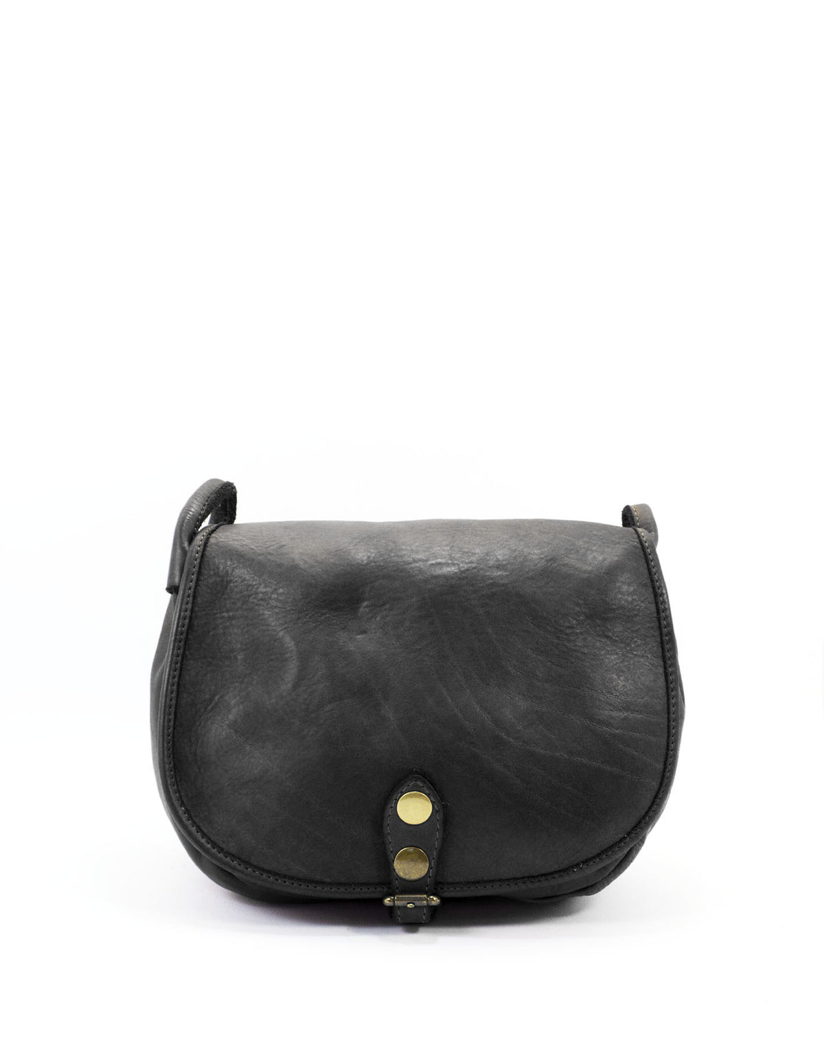 Schwarze Crossbody Bag für Damen aus italienischem Kalbsleder mit Klappe und verstellbarem Schulterriemen. Zeitloses Design für den Alltag.	