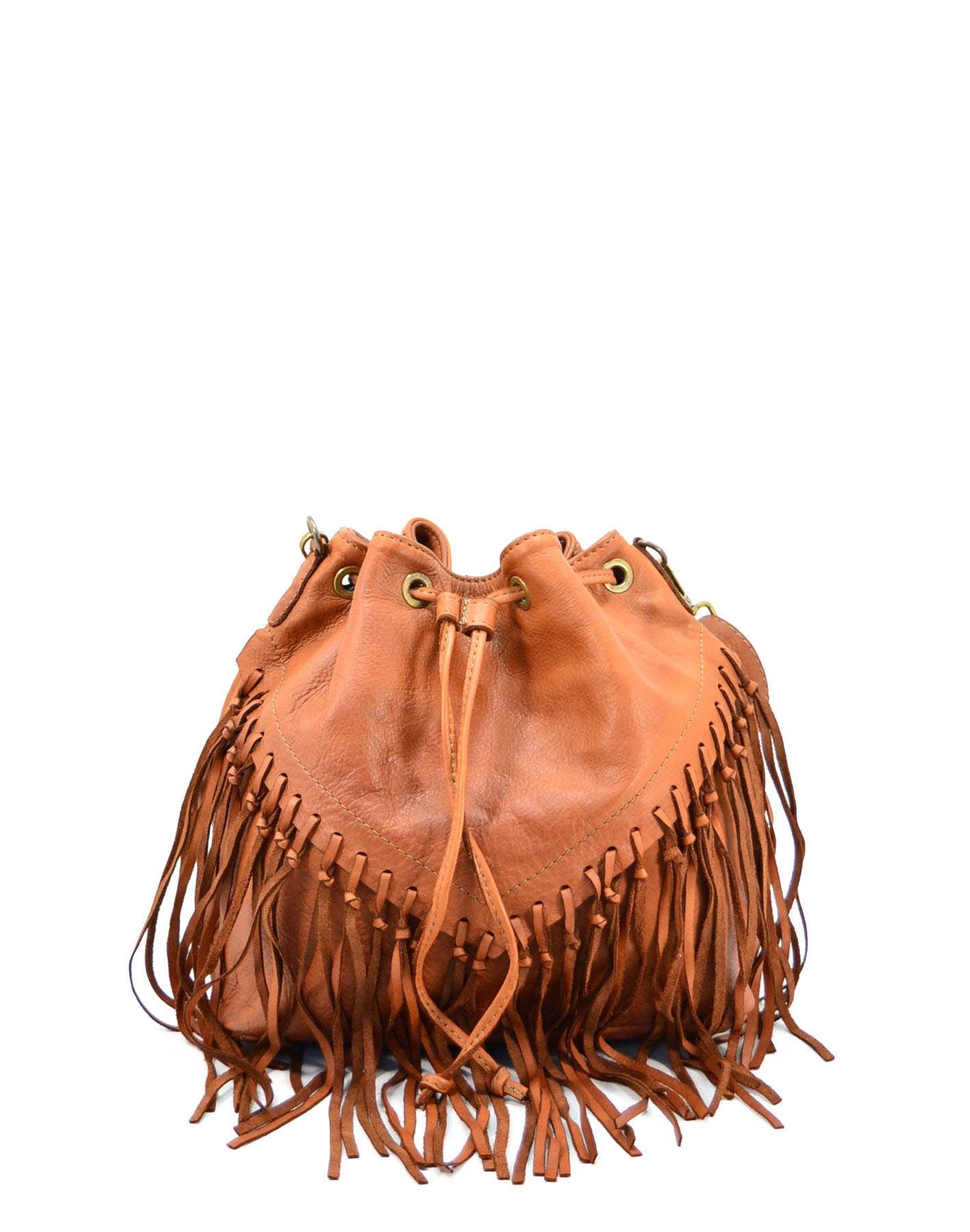 Fransen Bucket Bag FRAZI aus cognac braunem italienischem Kalbsleder – elegante Boho Eimertasche Damen mit handgefertigten Fransen