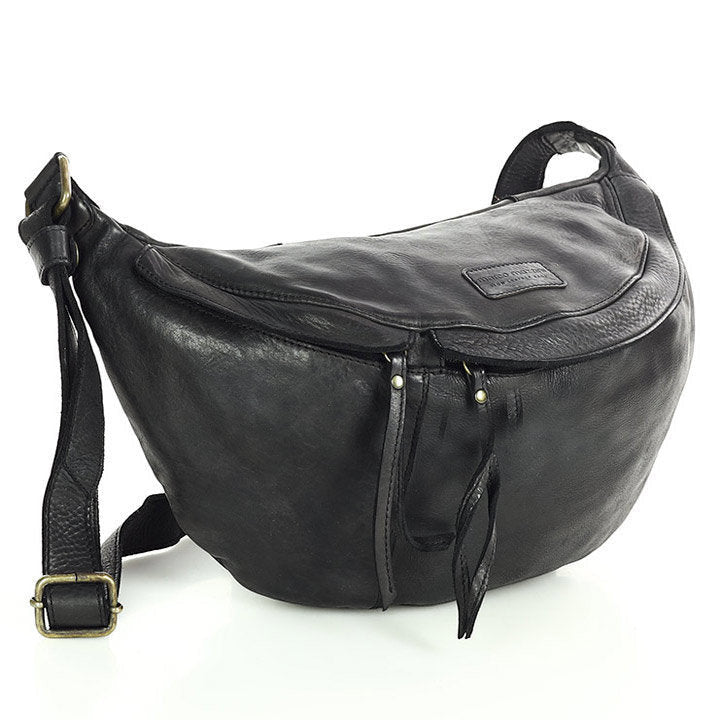 Große LederBauchtasche in Halbmondform für Damen & Herren in Schwarz, klassische Crossbody-bag aus echtem italienischen Leder