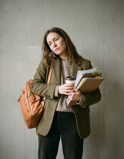 PORTICI● Leder Laptop City Rucksack Vintage für Damen und Herren mit Reißverschlusstaschen Sacktaschen.com