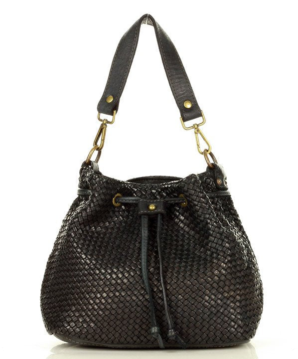 Kleine Leder Eimertasche Damen in Schwarz aus geflochtenem Echtleder mit Magnetverschluss für elegante Business-Casual-Looks
