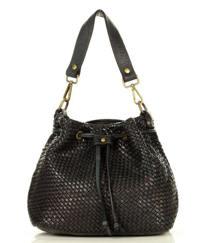Kleine Leder Eimertasche Damen in Schwarz aus geflochtenem Echtleder mit Magnetverschluss für elegante Business-Casual-Looks