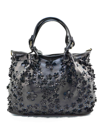 Schwarze Damen umhangetasche aus Echtleder mit geprägtem Blumenmuster, handgefertigte Henkeltasche aus Italien.