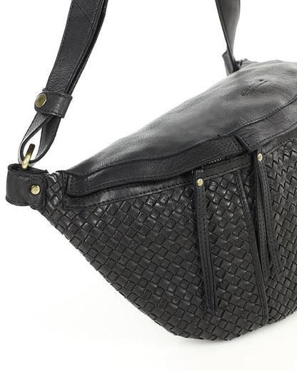 MOND 2 ● Large unisex bum bag - crossbag made of hand-woven genuine leather with zip.