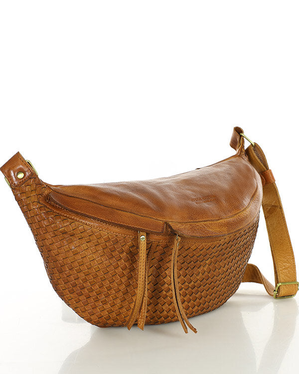 MOND 2 ● Large unisex bum bag - crossbag made of hand-woven genuine leather with zip.