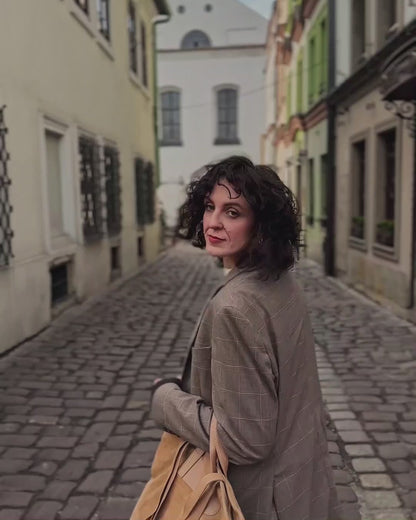 ARRANA WILD. Damen Ledertasche – Tote Tasche aus italienischem Wildleder