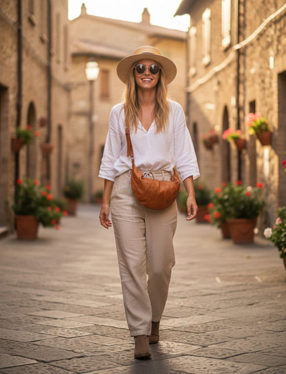 LUNA● Hobo crescent bag. Halbmond Tasche aus italienischem Leder Sacktaschen