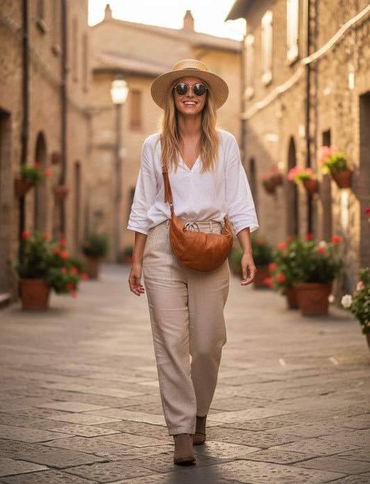 LUNA● Hobo crescent bag. Halbmond Tasche aus italienischem Leder Sacktaschen