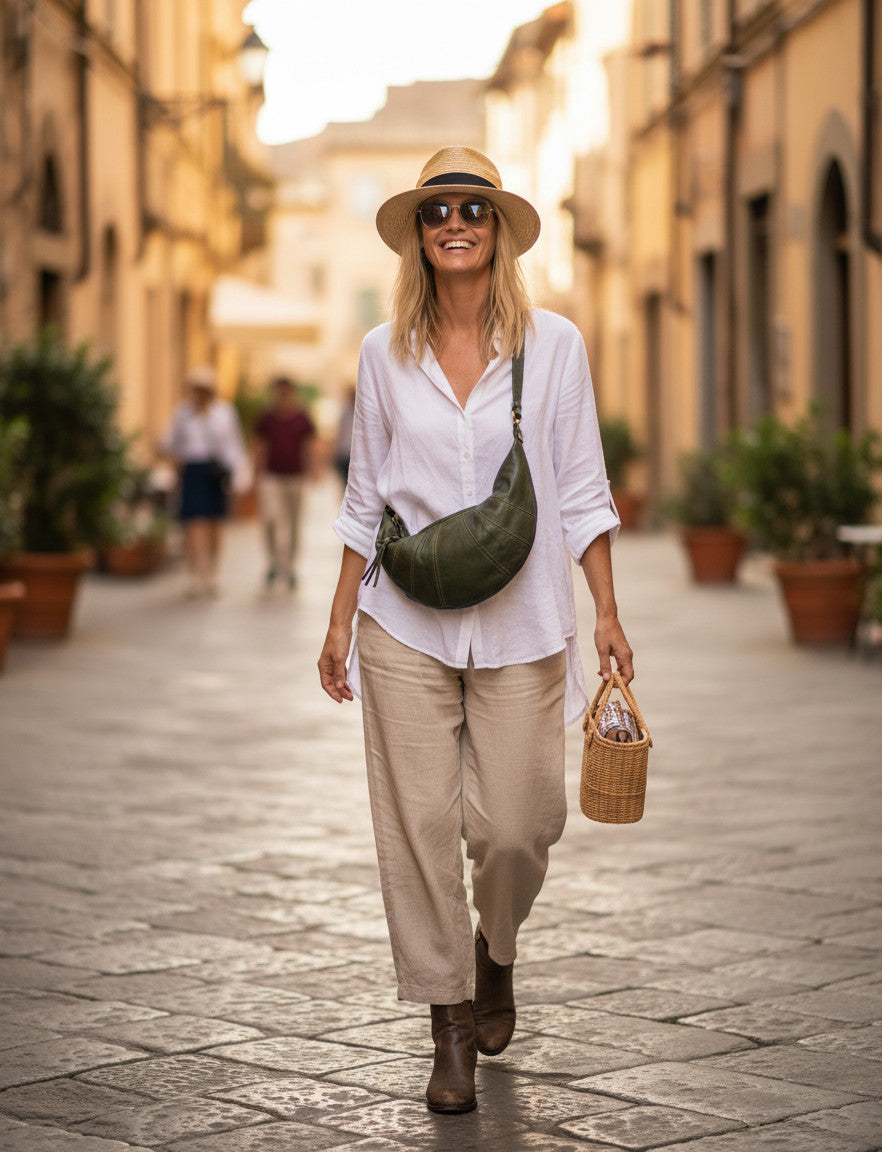LUNA● Hobo crescent bag. Halbmond Tasche aus italienischem Leder Sacktaschen