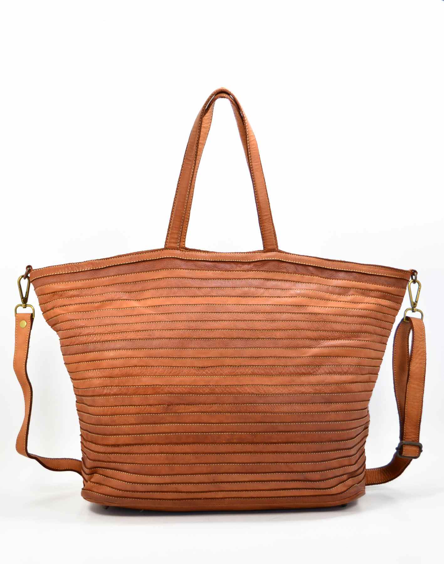 LINARE● Quilted leather handbag tote bag for women with vintage effect. Black & Brown Light brown (cognac)