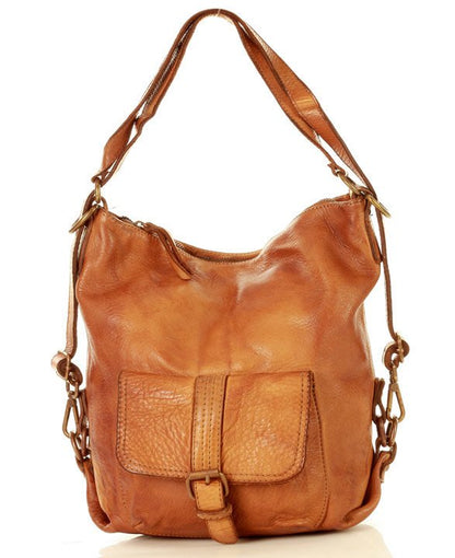 Mittelgroße Vintage Rucksacktasche Damen 2-in-1 aus echtem italienischem Leder in der Farbe Cognac, frontal fotografiert.