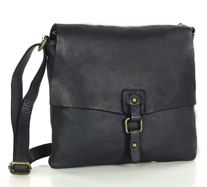 Damen Crossbody Tasche aus schwarzfarbenem Echtleder im kompakten Vintage-Design für Alltag und Reisen